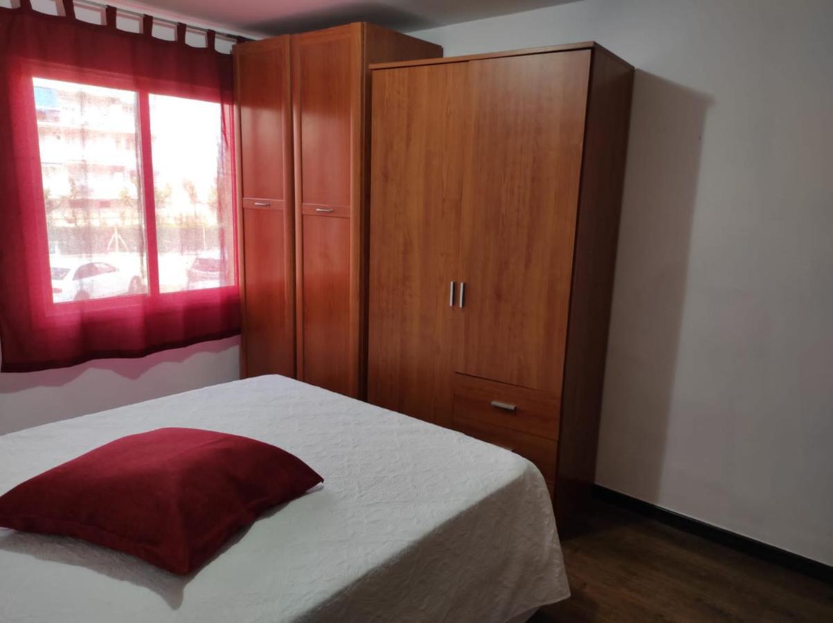 Apartamento Ла-Пінеда Екстер'єр фото